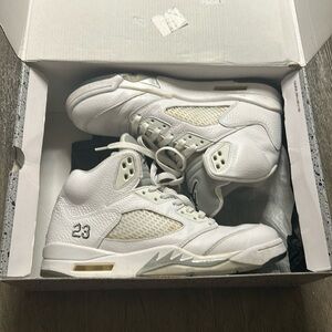 Air Jordan 5 “White metallic”